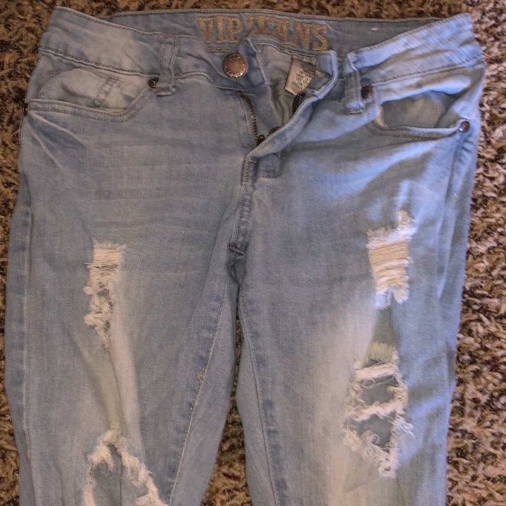 VIP JEANS RIPPED JEANS SIZE 3/4